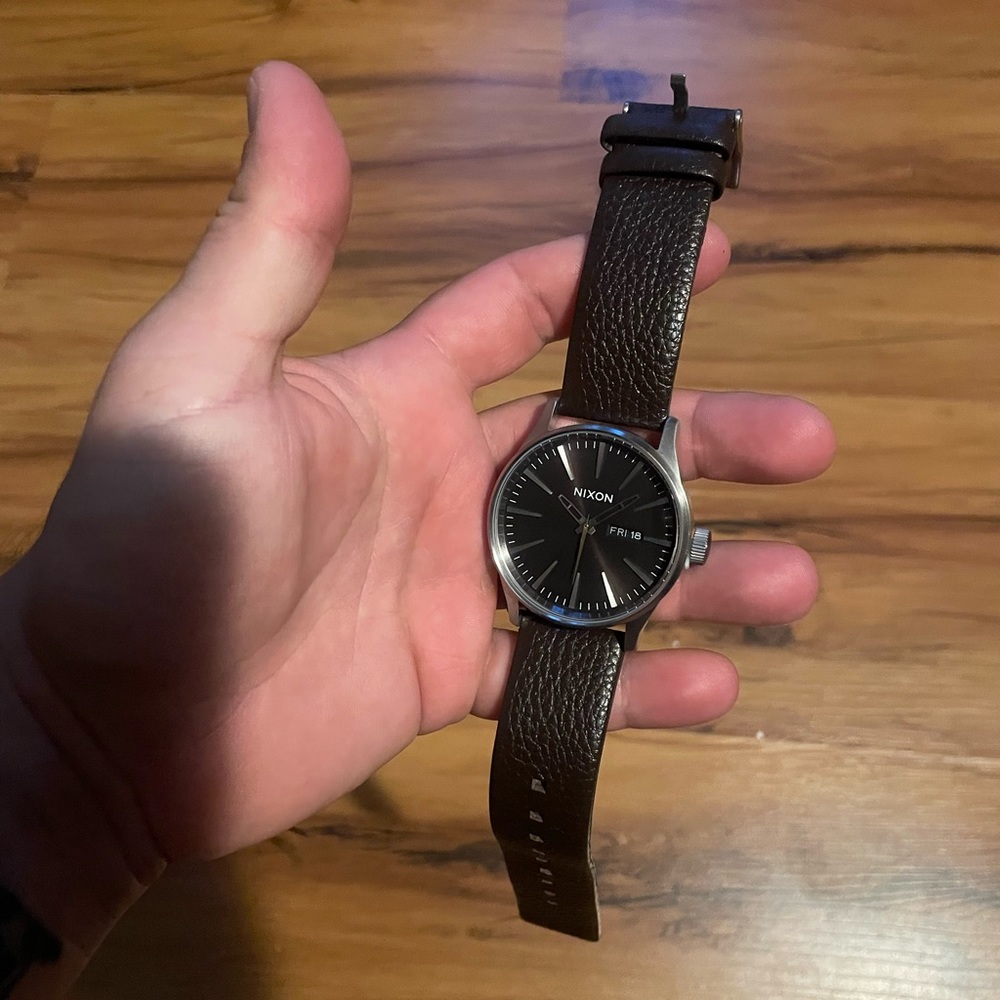 Nixon Leather Sentry watch